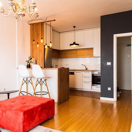 Modern Apartment With A View Feels Like Home Prishtinë Luaran gambar